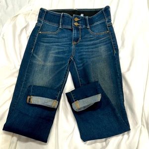 Tummy control denim blue jeans, size 4 capri jeans.